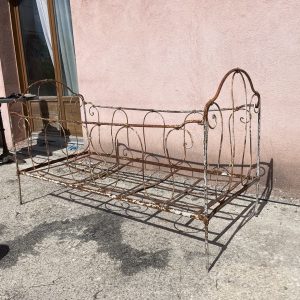 lit fer forgé pliable