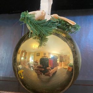 Grande boule de Noël doré