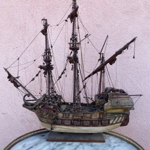 No 275 Galion en bois, a restauré