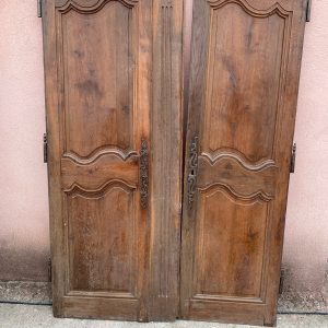 Paire de portes d’armoires en chêne 19eme