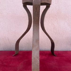 Pedestal en fer forgé