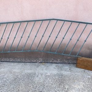 Rambarde d’escalier en fer forgé plein